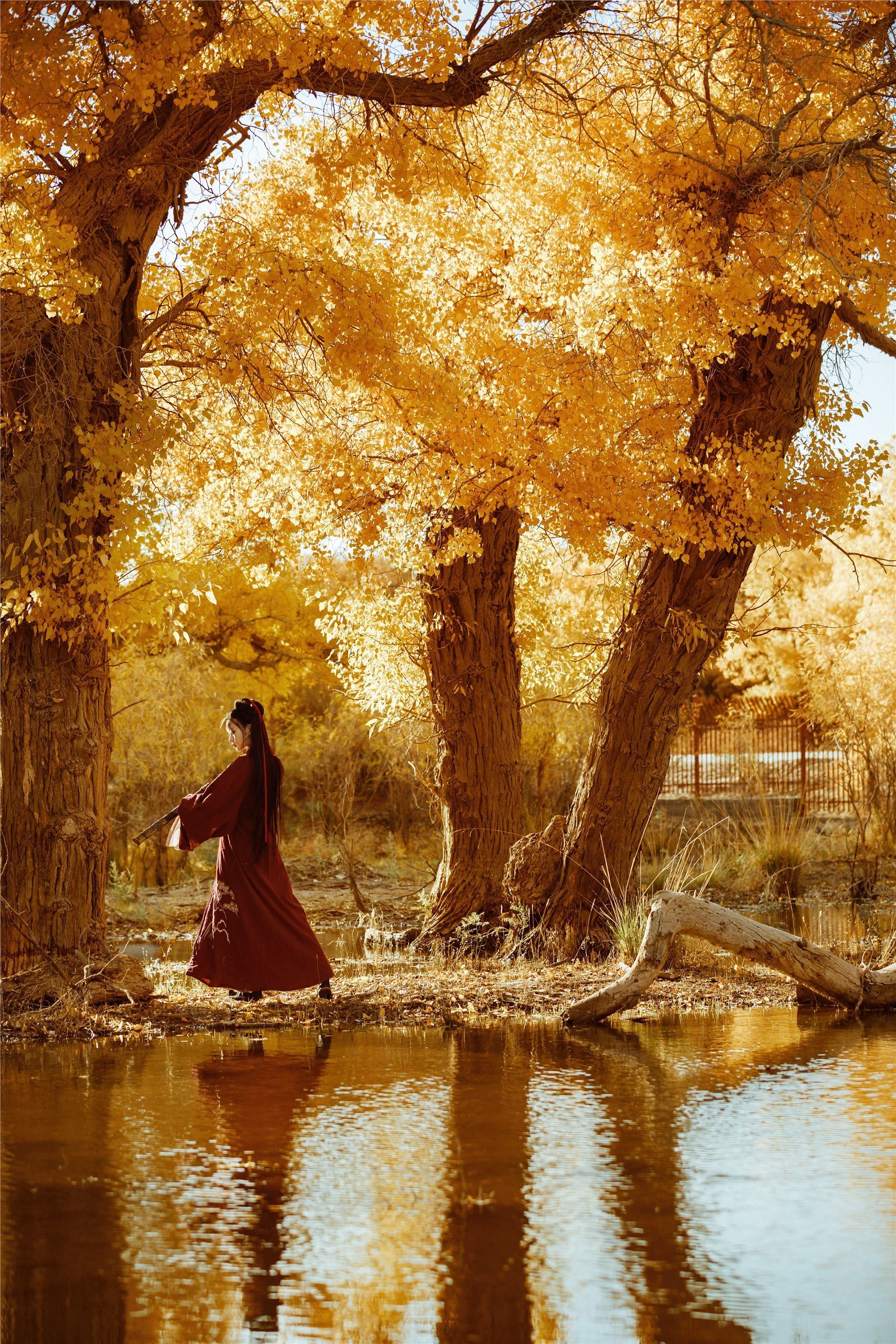 YITUYU艺图语 2021.08.12 花木兰 薄菏